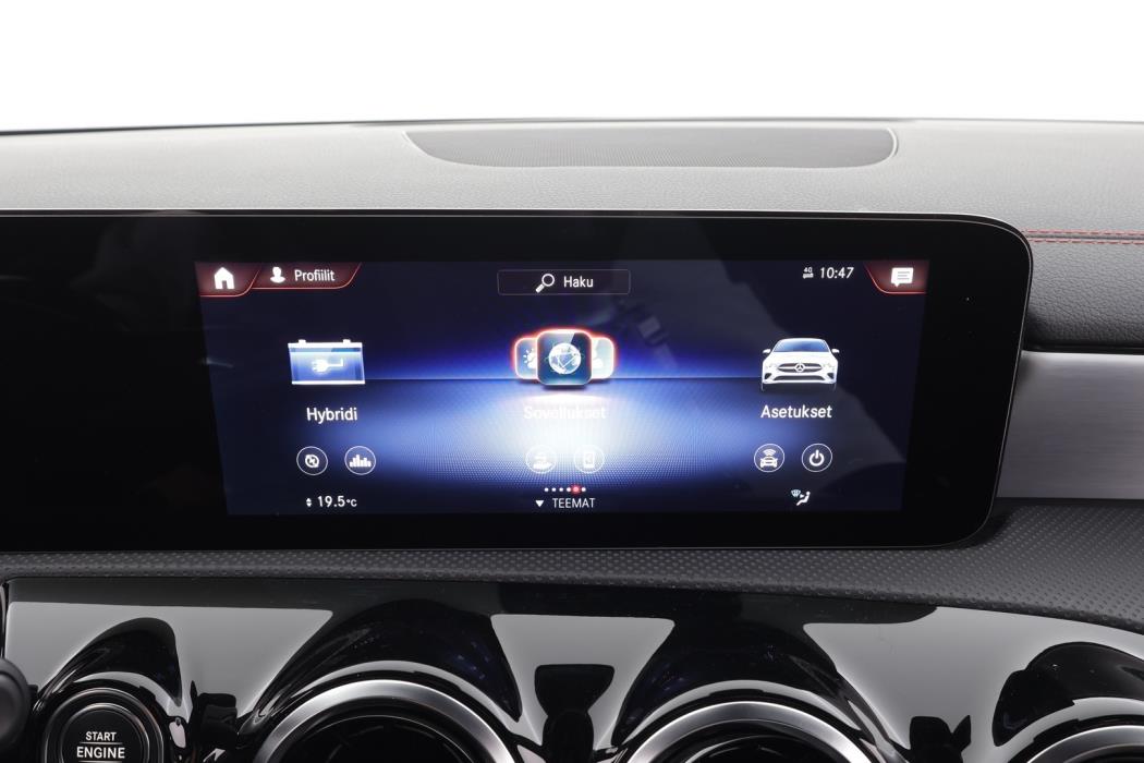 MERCEDES-BENZ CLA 2022