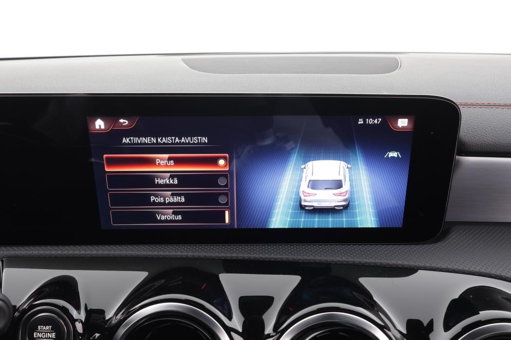 MERCEDES-BENZ CLA 2022