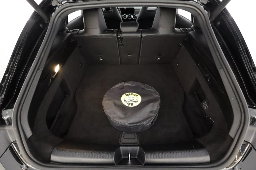 MERCEDES-BENZ CLA 2022