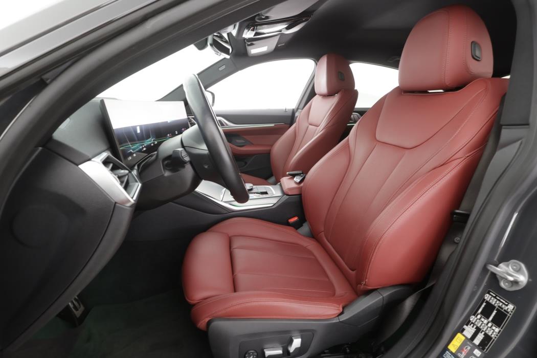 BMW i4 2023