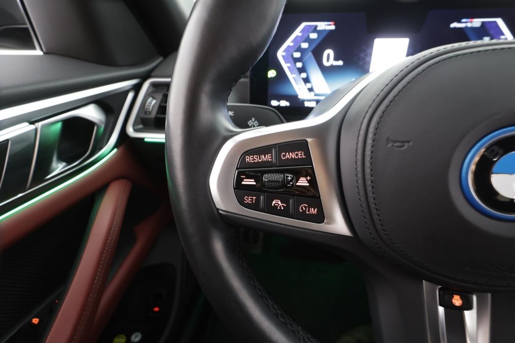 BMW i4 2023