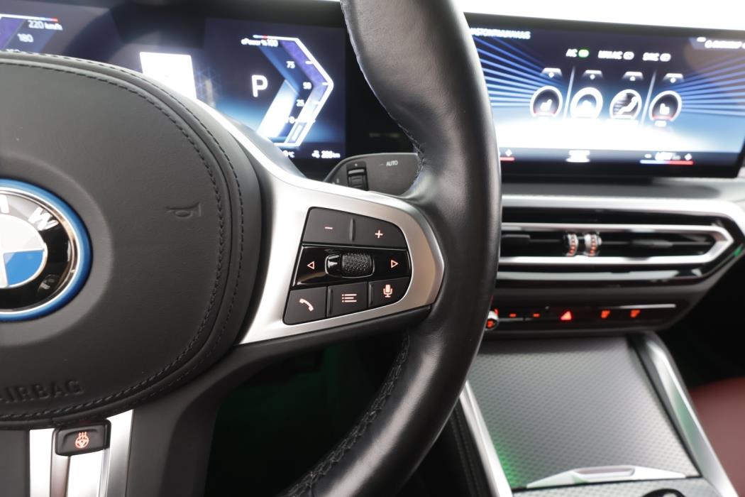 BMW i4 2023