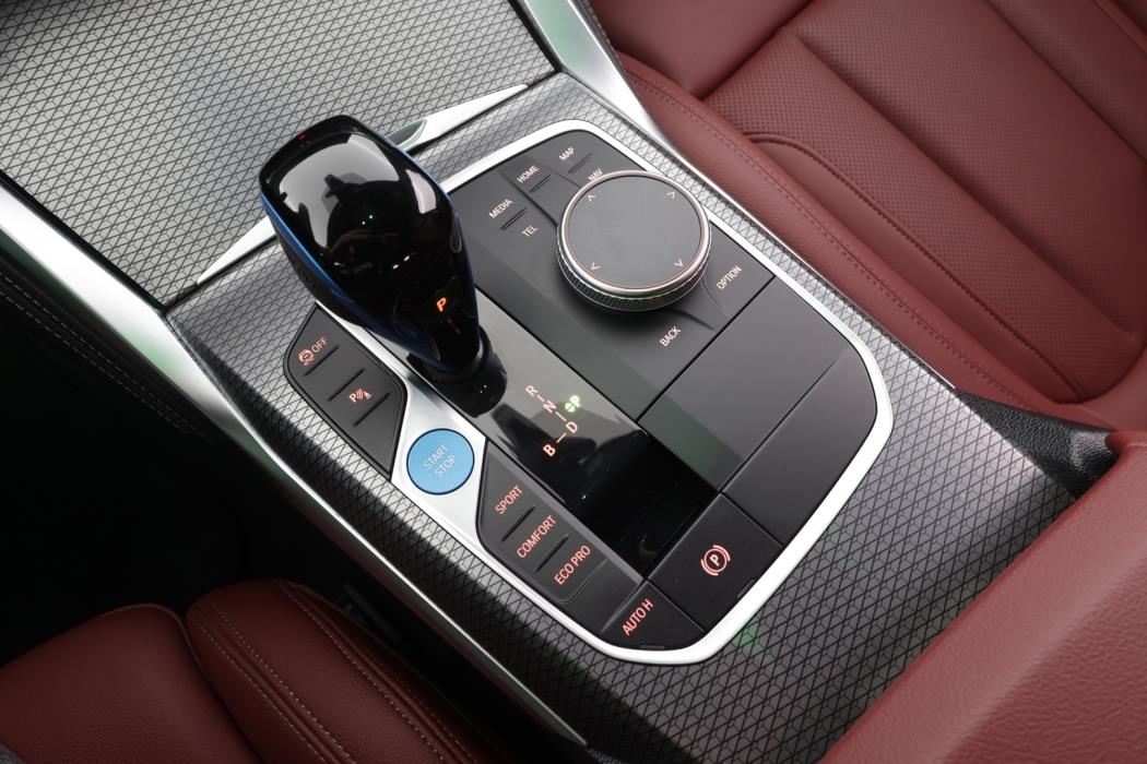 BMW i4 2023