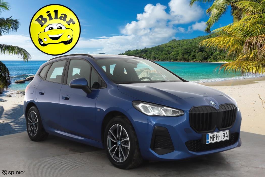 BMW 225 2023