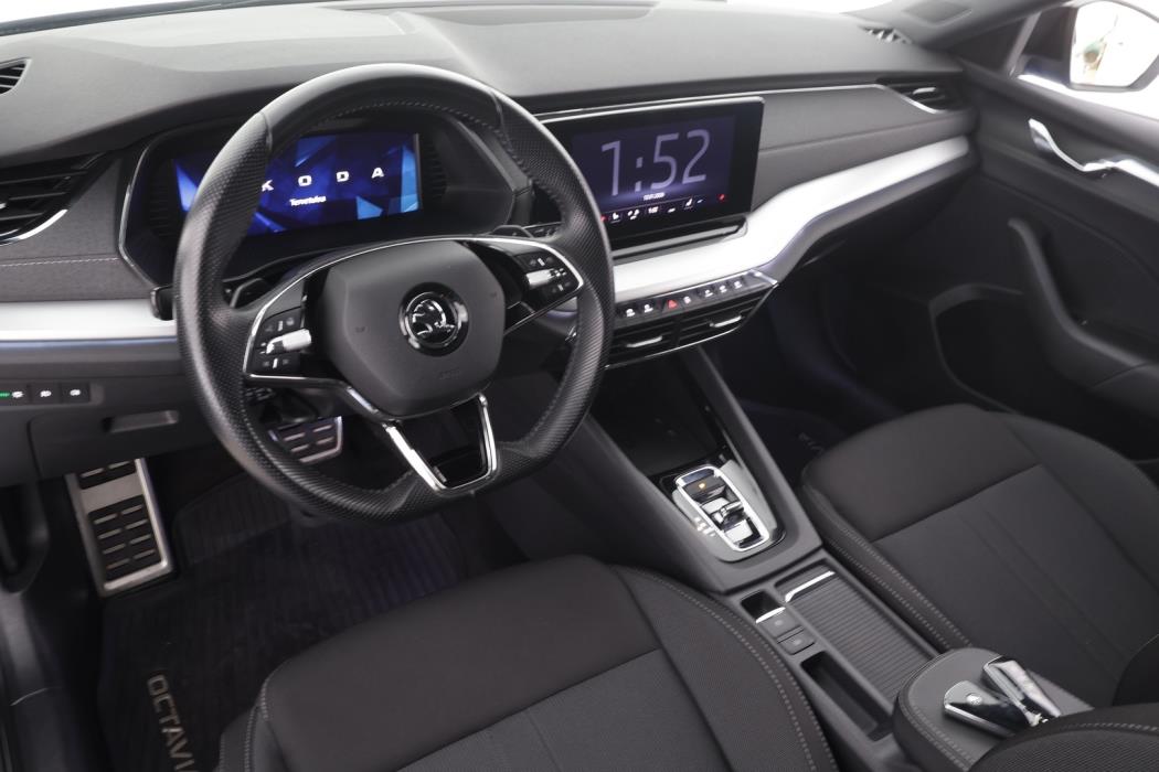 SKODA Octavia 2024