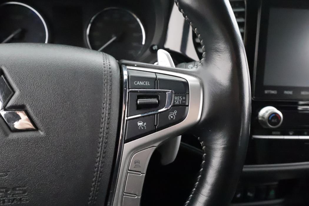 MITSUBISHI Outlander PHEV 2021