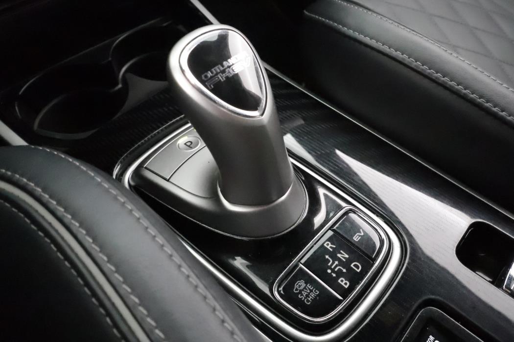 MITSUBISHI Outlander PHEV 2021