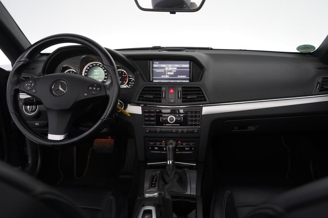 MERCEDES-BENZ E 2010