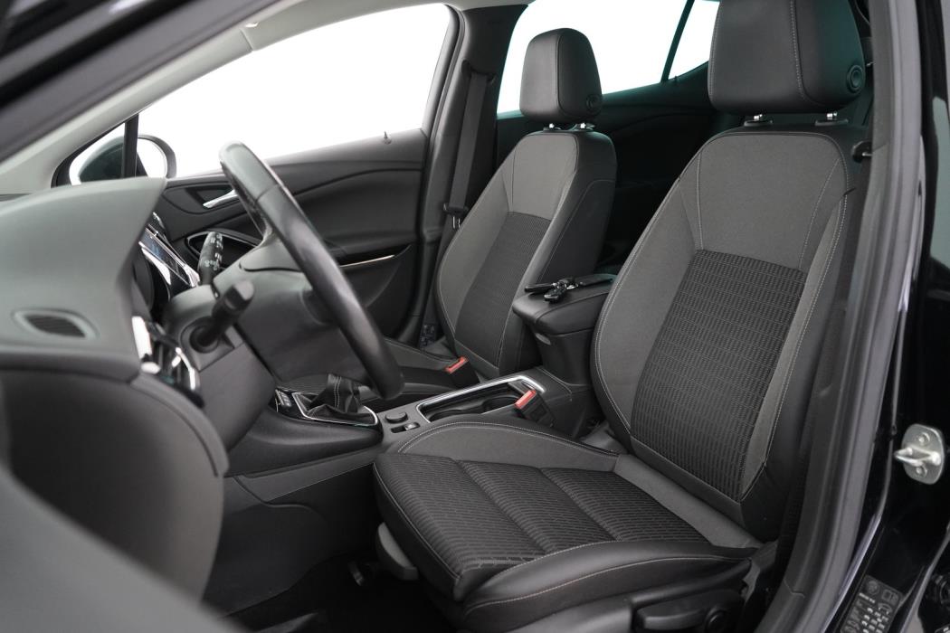 OPEL Astra 2021
