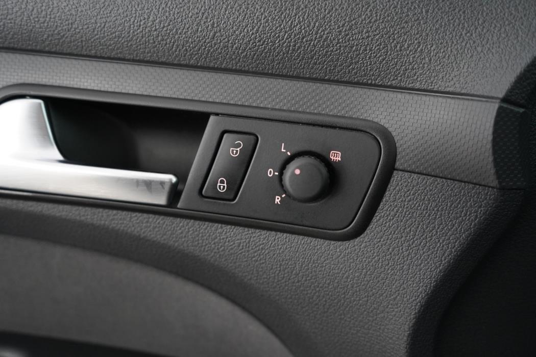 VOLKSWAGEN Caddy 2014