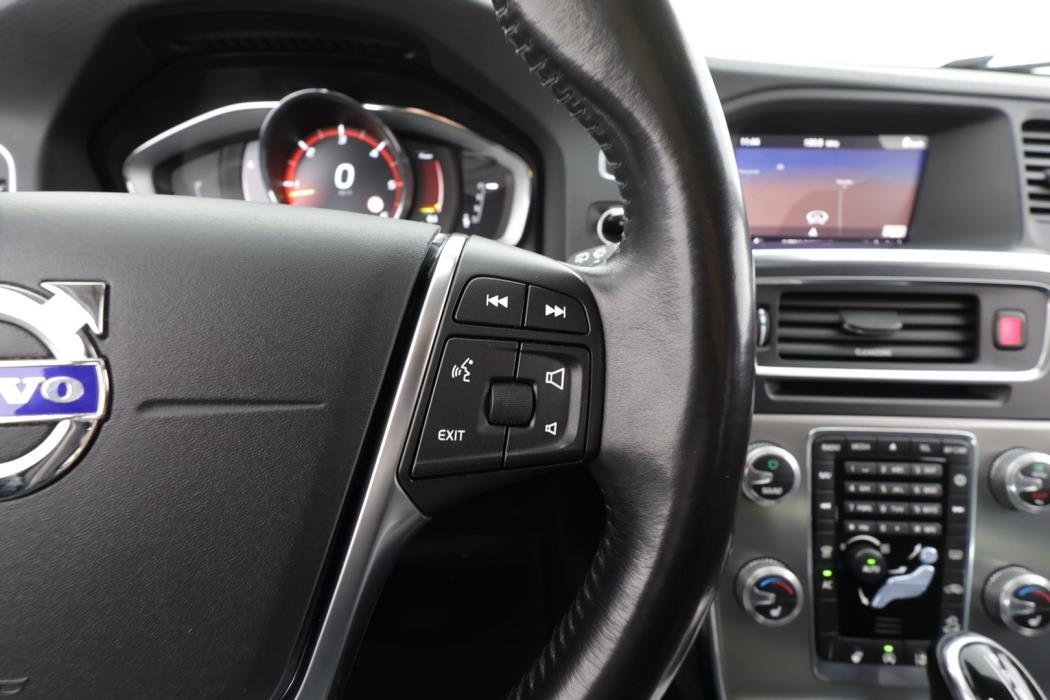 VOLVO V60 Cross Country 2018