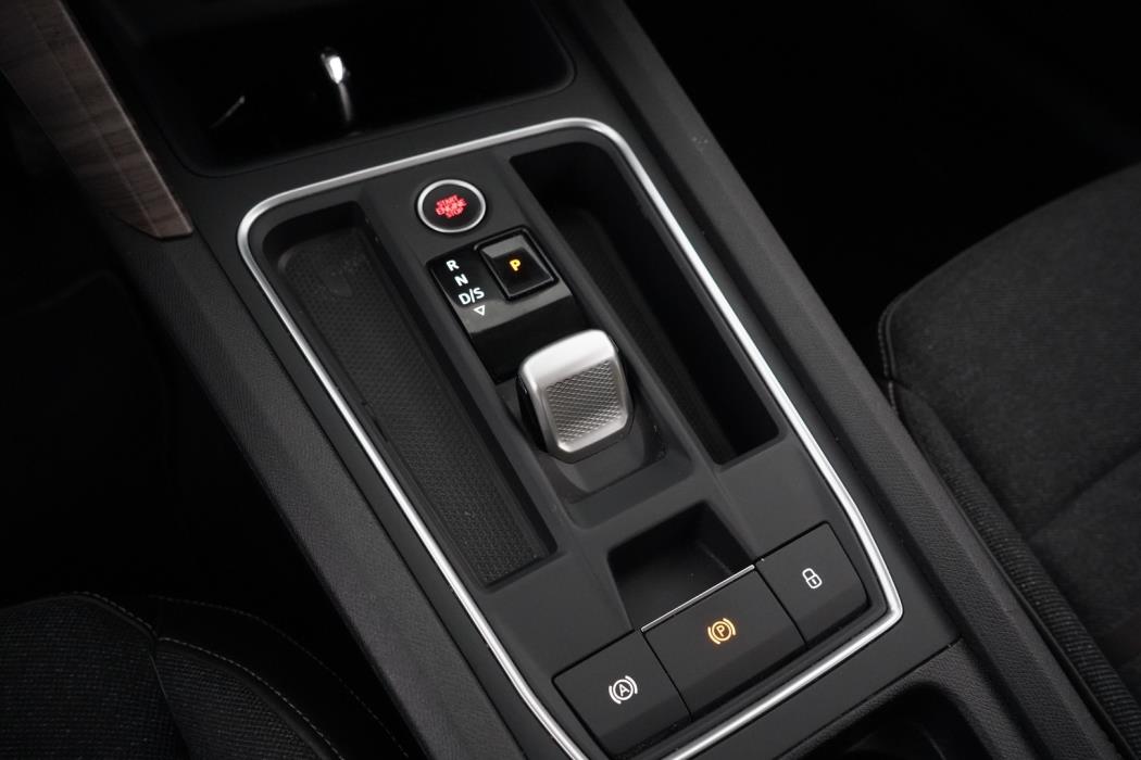 SEAT Leon 2021