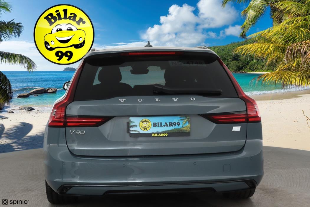 VOLVO V90 2023