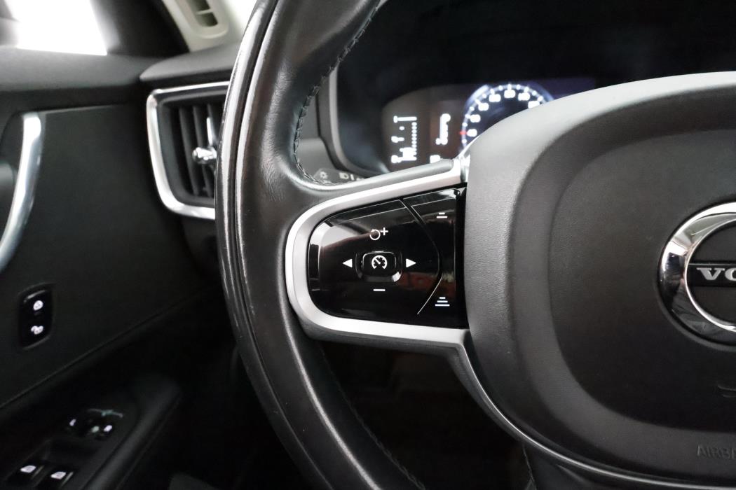 VOLVO V90 CROSS COUNTRY 2018