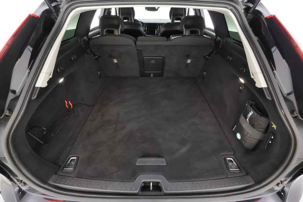 VOLVO V90 CROSS COUNTRY 2018