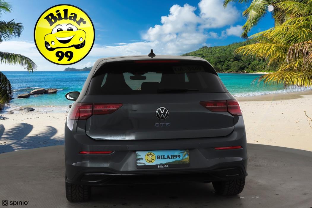 VOLKSWAGEN GOLF 2023