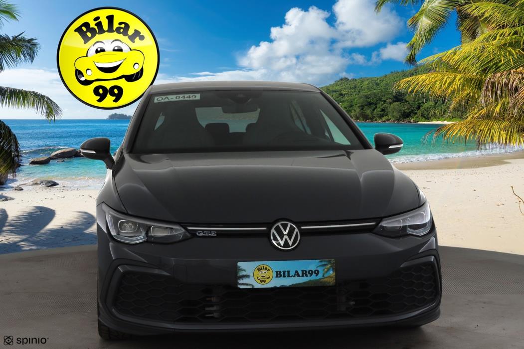 VOLKSWAGEN GOLF 2023