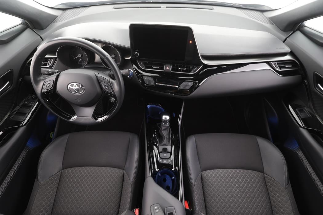 TOYOTA C-HR 2023
