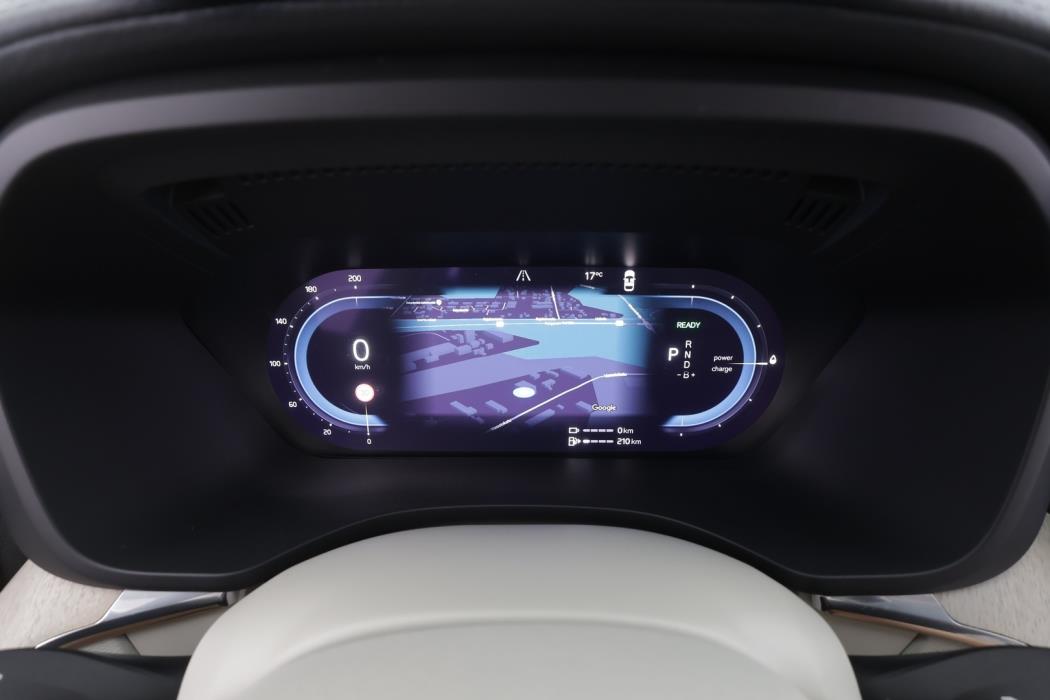 VOLVO XC60 2022