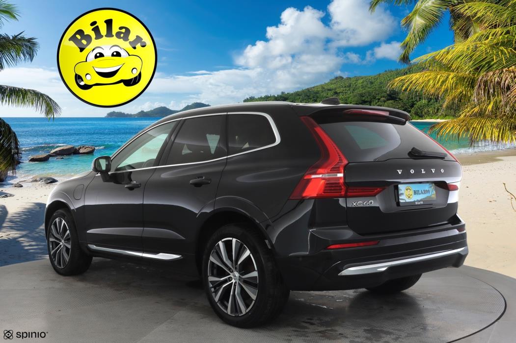 VOLVO XC60 2022