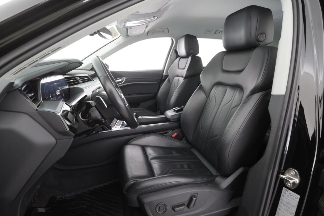 AUDI E-TRON 2023