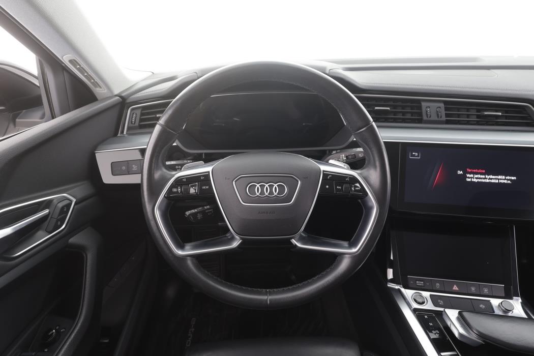 AUDI E-TRON 2023