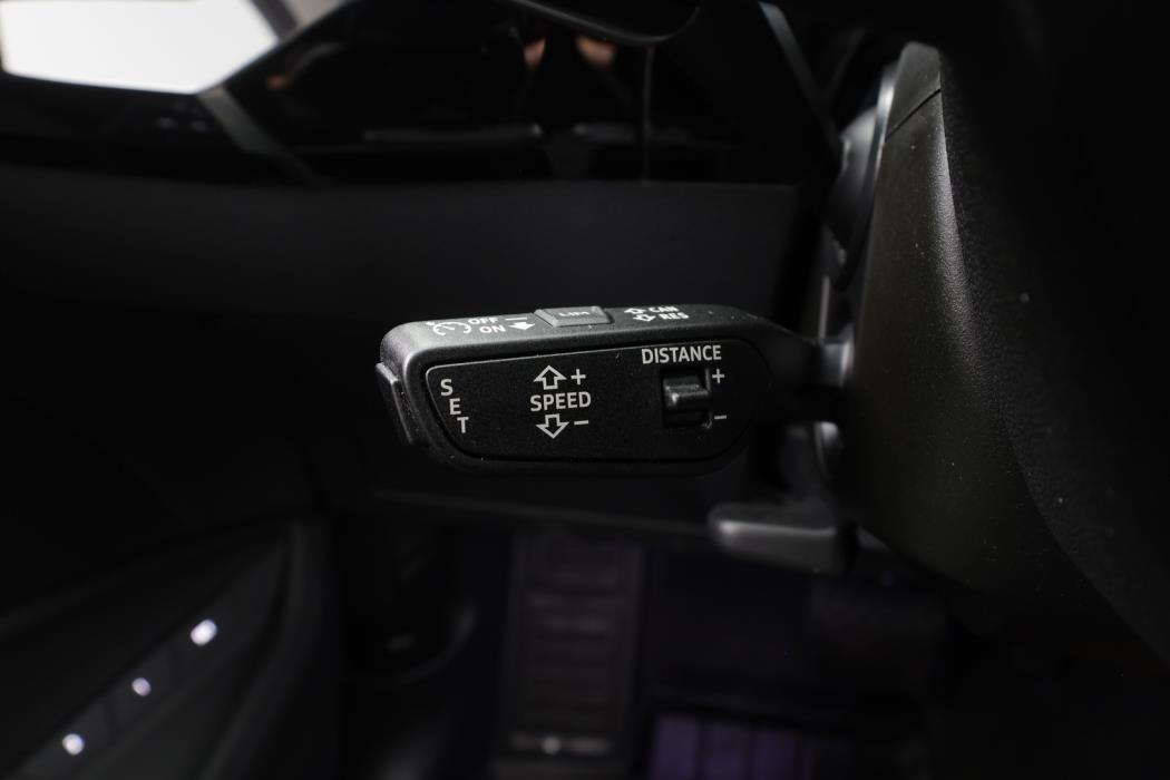 AUDI E-TRON 2023