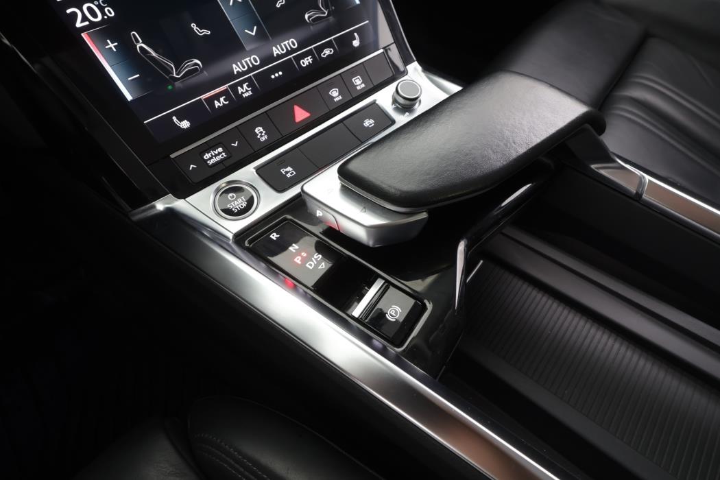 AUDI E-TRON 2023