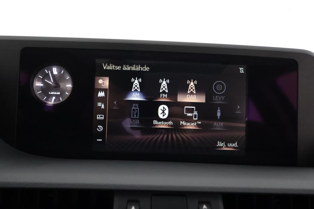 LEXUS ES 2019
