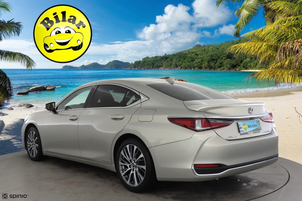 LEXUS ES 2019