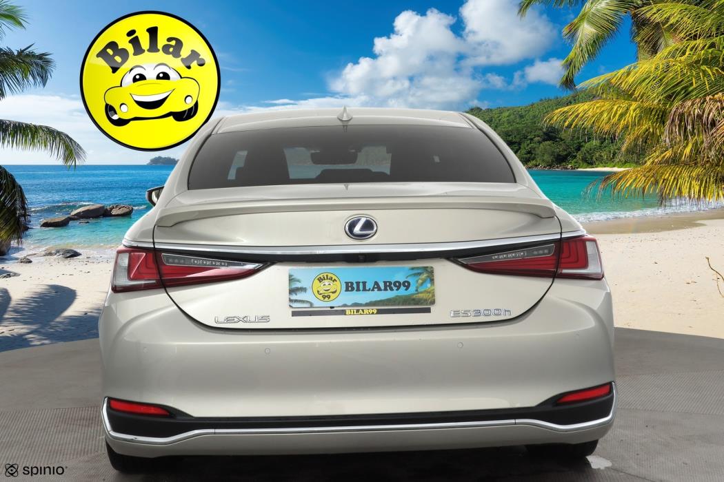 LEXUS ES 2019