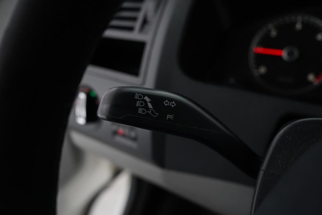 VOLKSWAGEN Transporter 2010