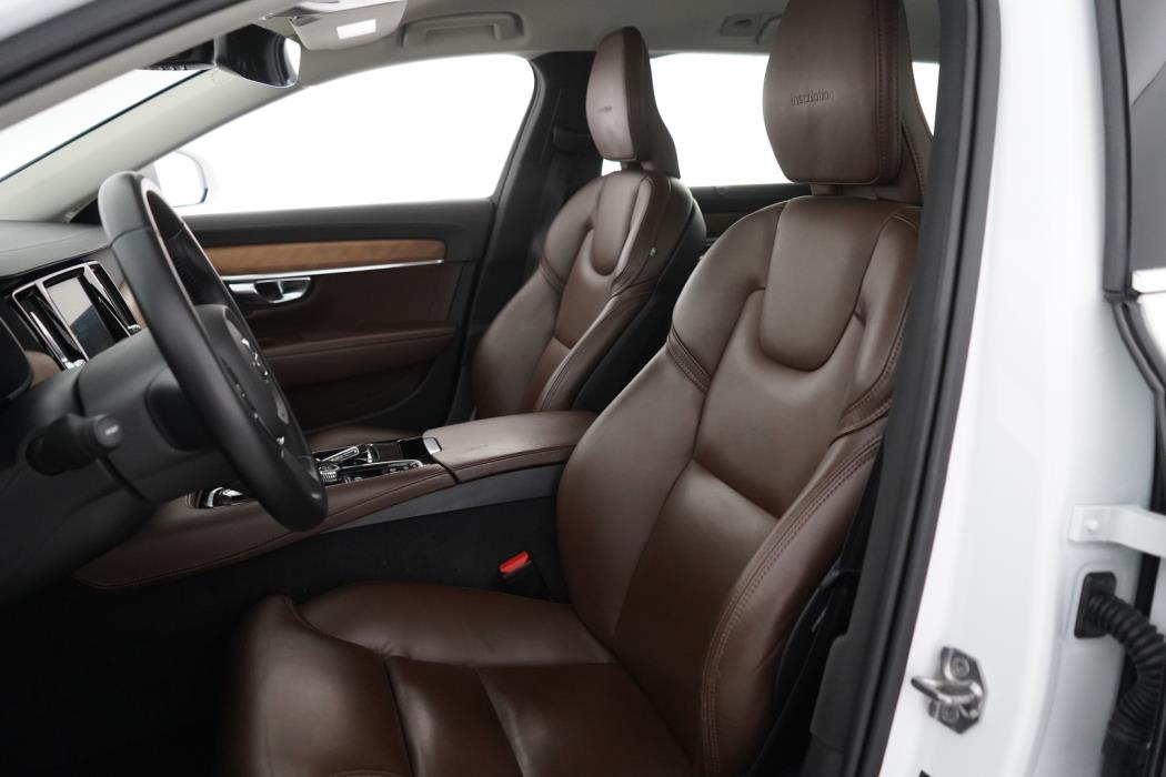 VOLVO V90 2019