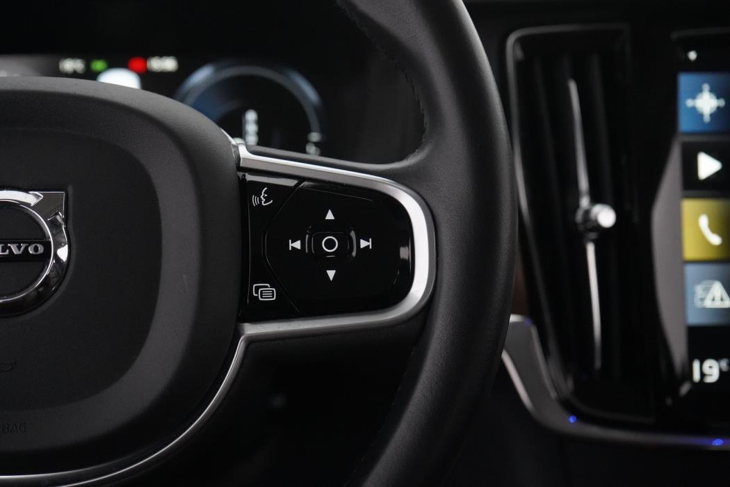 VOLVO V90 2019