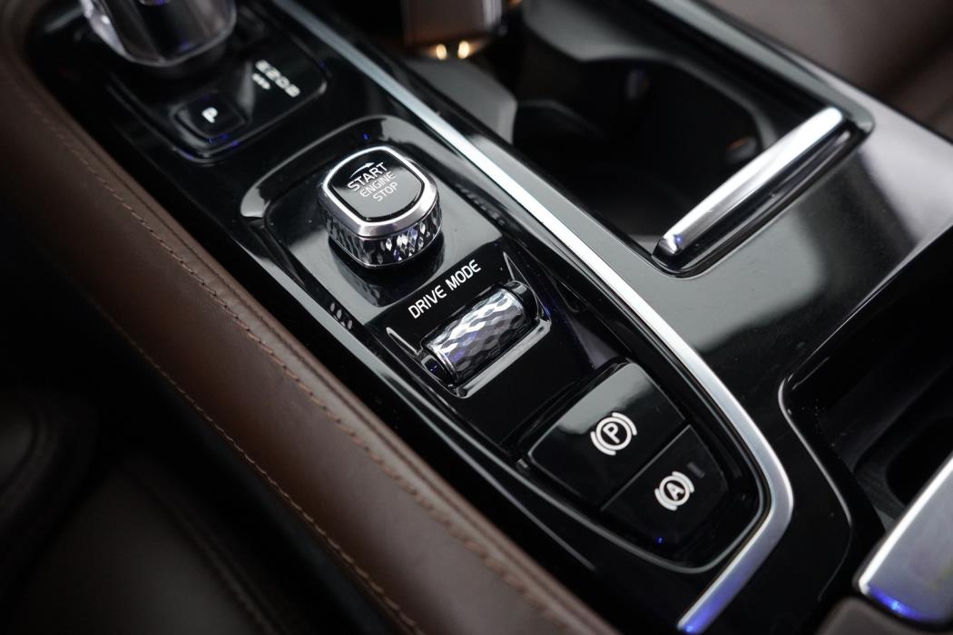 VOLVO V90 2019