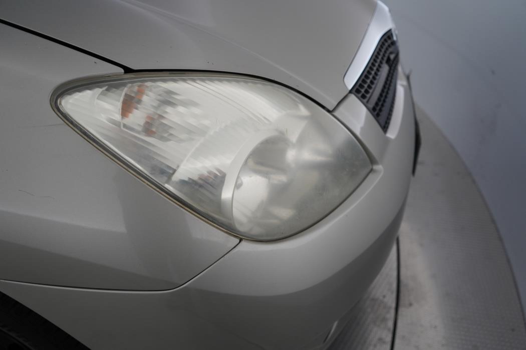 TOYOTA Corolla Verso 2003