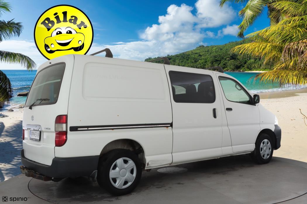 TOYOTA Hiace 2010