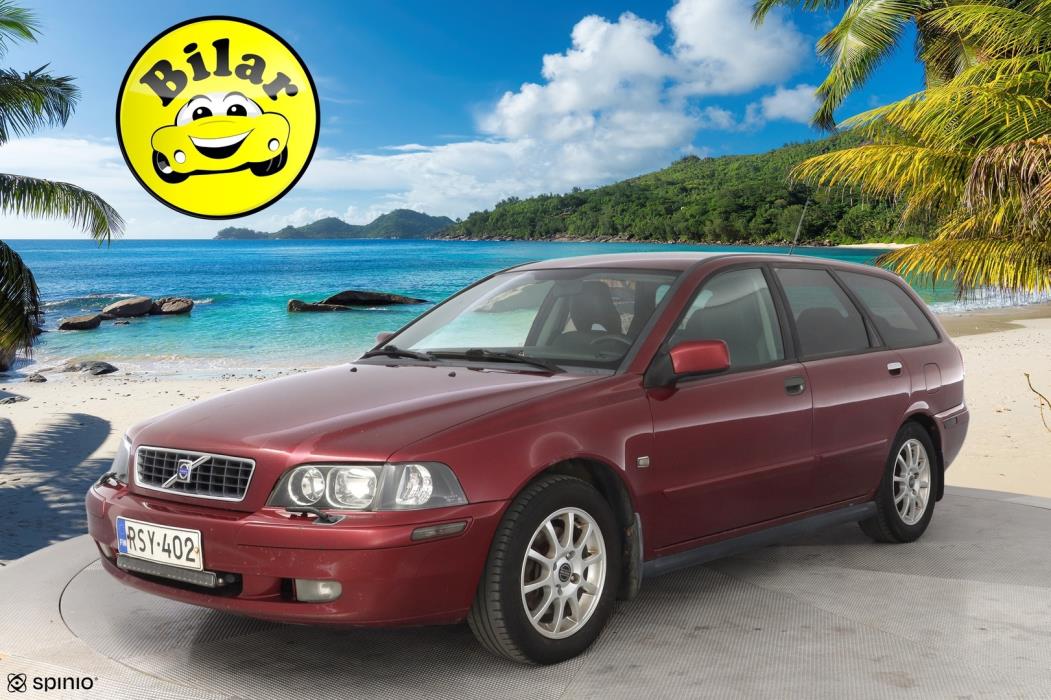 VOLVO V40 2004