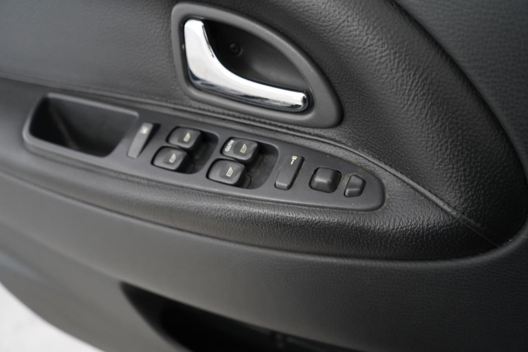 VOLVO V40 2004