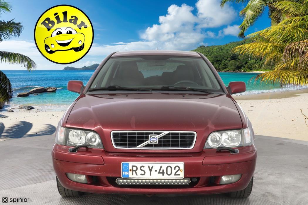 VOLVO V40 2004