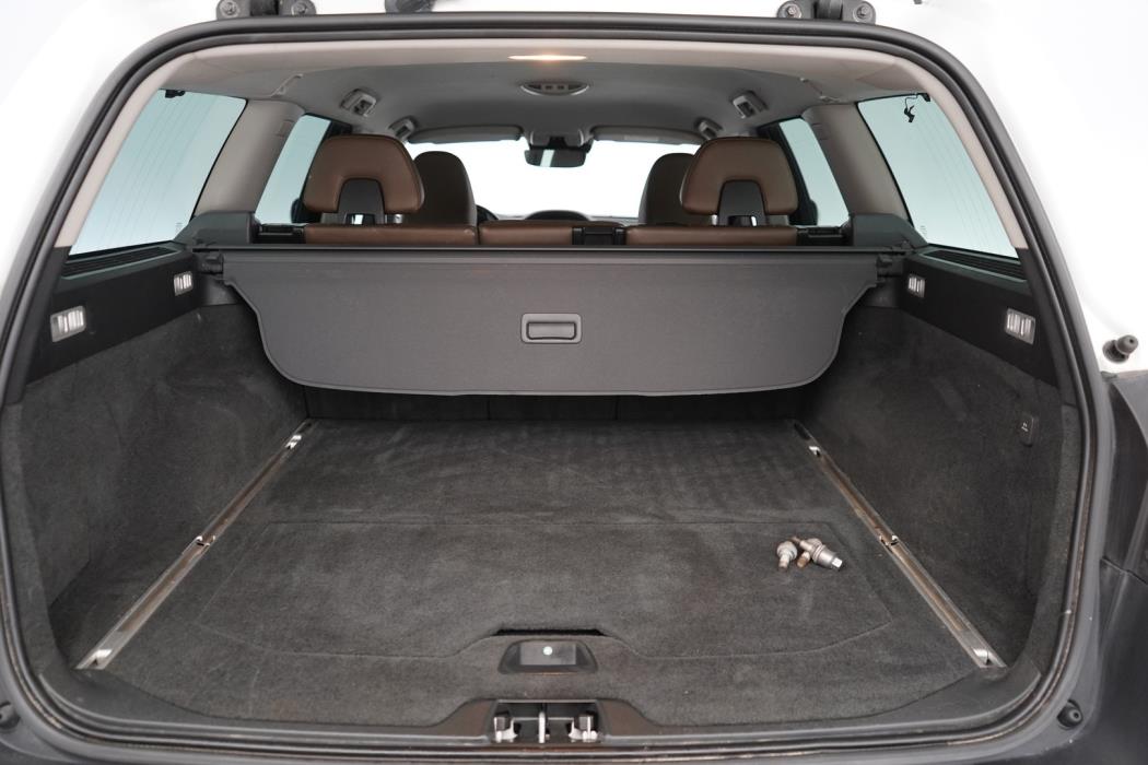 VOLVO XC70 2015