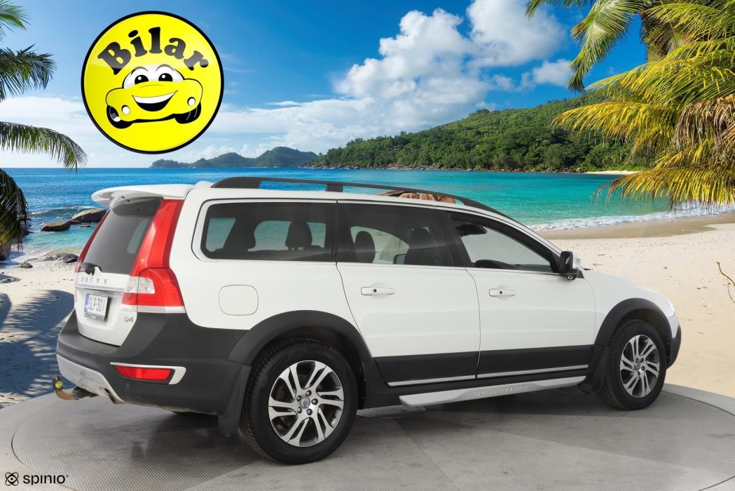 VOLVO XC70 2015