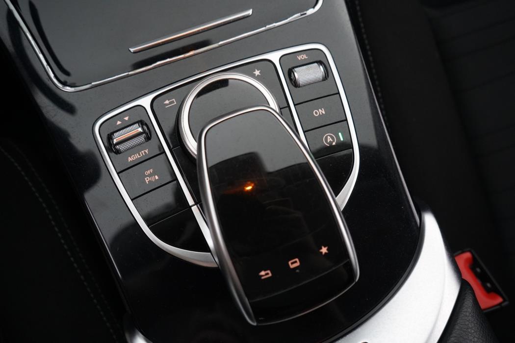 MERCEDES-BENZ C 2015