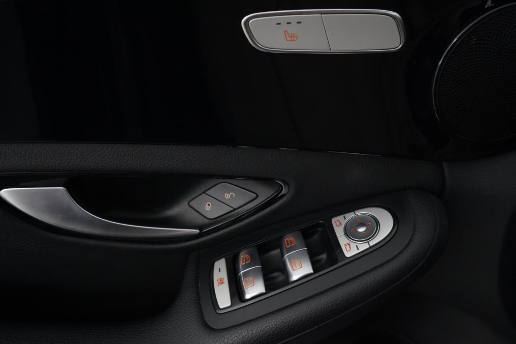 MERCEDES-BENZ C 2015