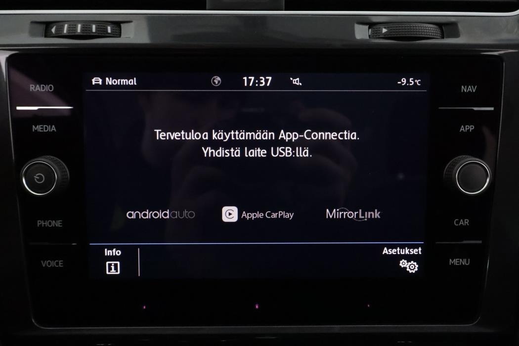 VOLKSWAGEN Golf 2018