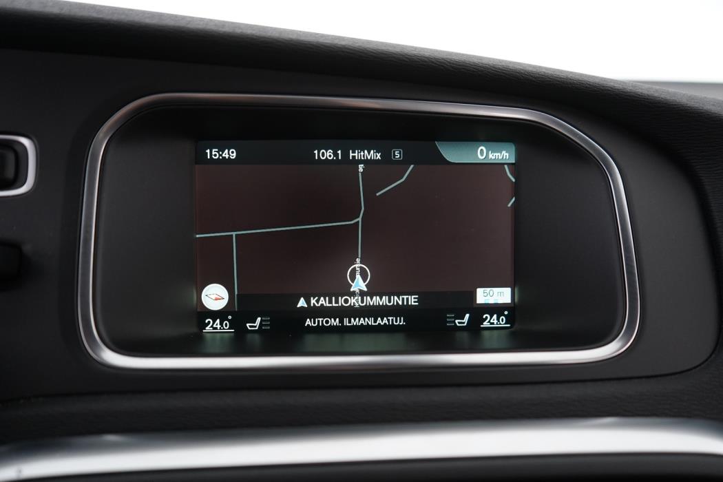 VOLVO V40 2017
