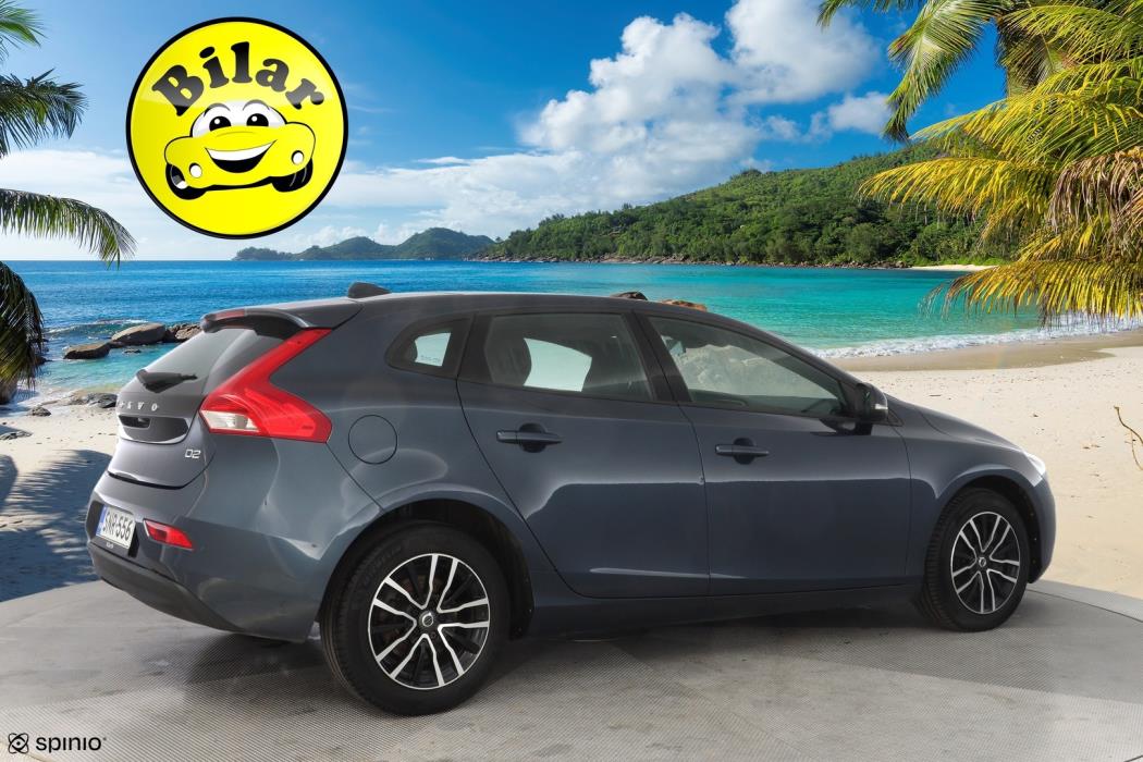 VOLVO V40 2017
