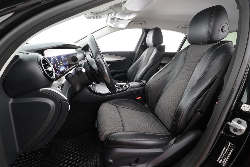 MERCEDES-BENZ E 2019