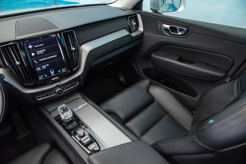 VOLVO XC60 2020