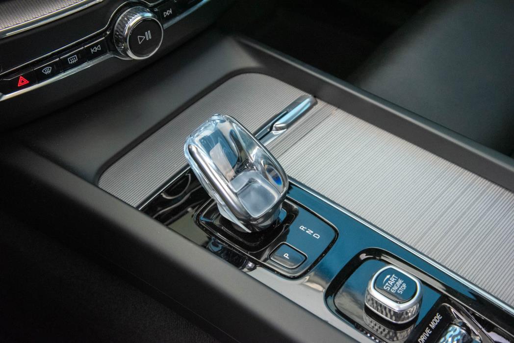 VOLVO XC60 2020